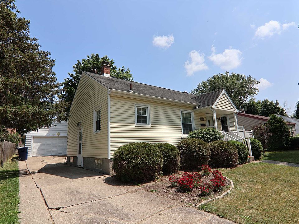 1st image of 110 N Pine St