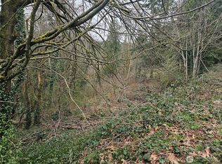 194 XX Forest Park Drive NE, Lake Forest Park, WA 98155