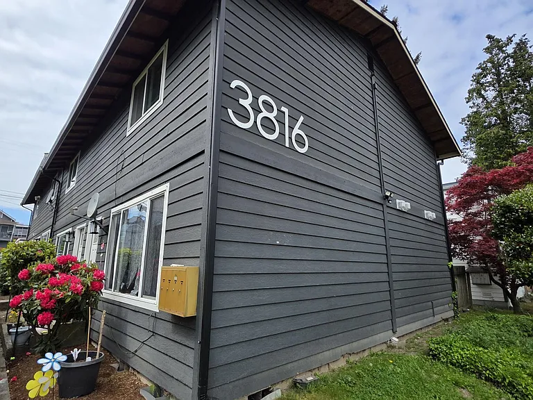 3816 Wetmore Ave #2 — Photo 2