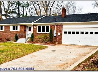 7512 Lauralin Pl, Springfield, VA 22150