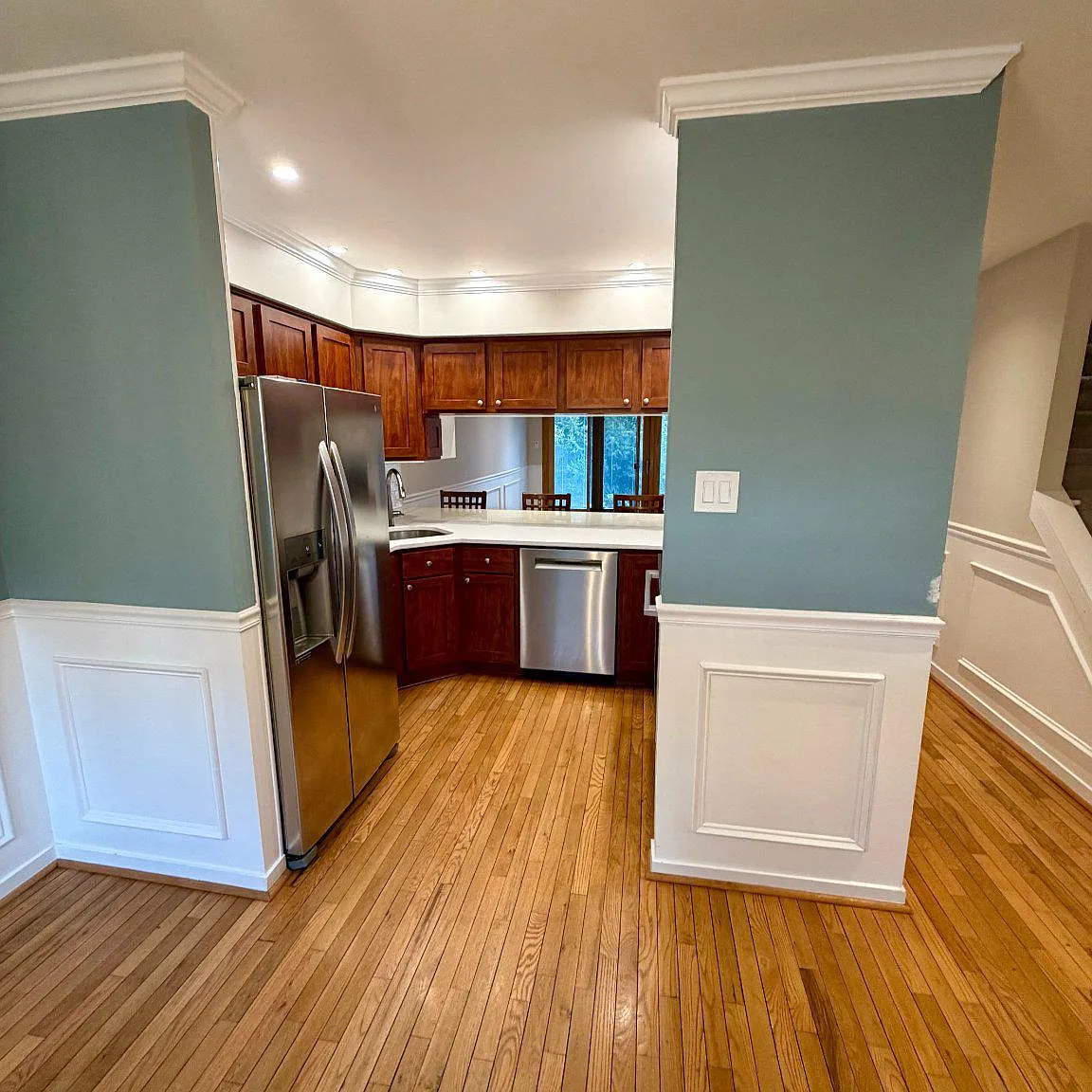 4 bed, 4.5 bath, 2075 sqft, $3,500 — Photo 3
