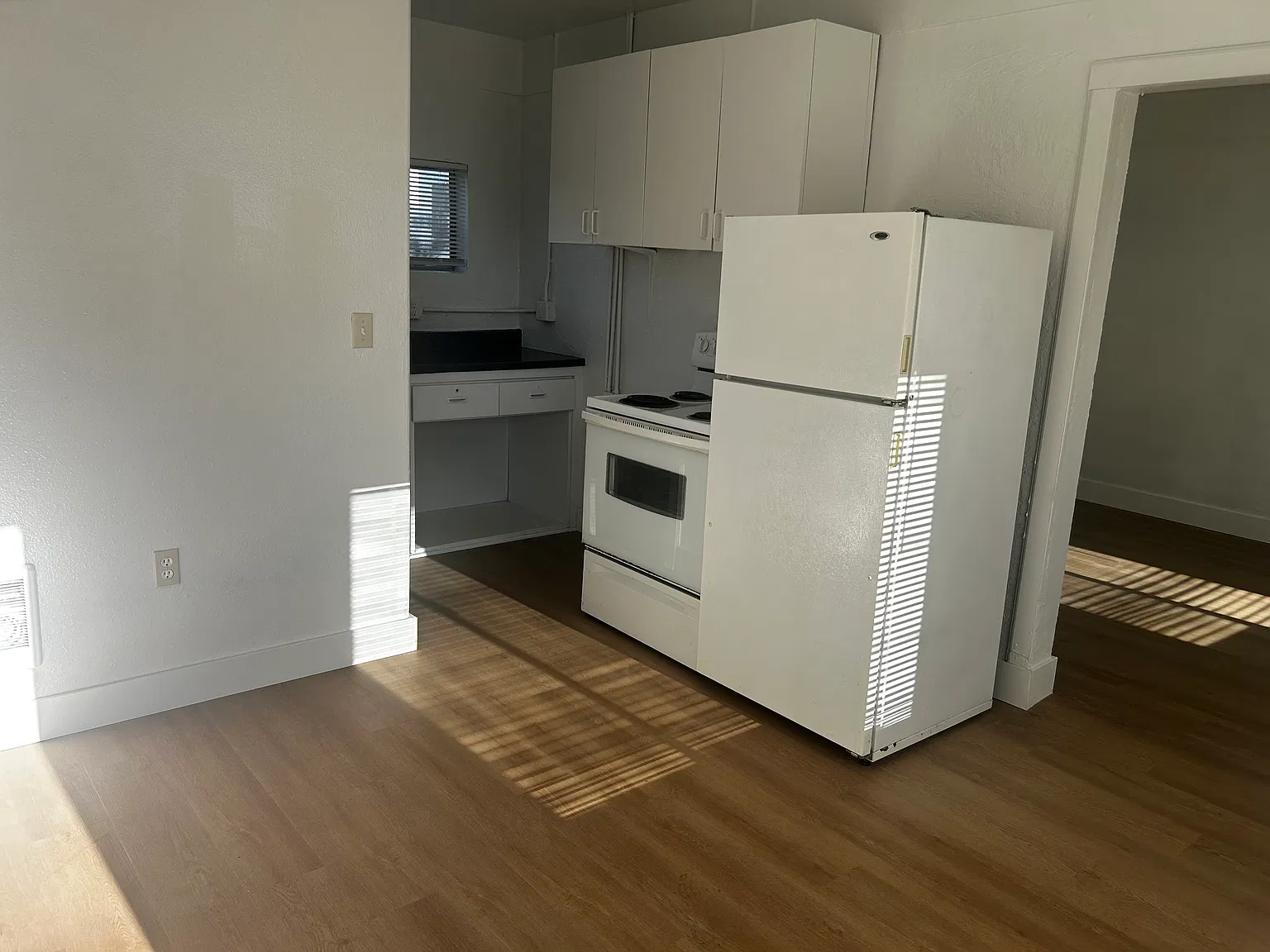 1 bed, 450 sqft, $1,250 — Photo 1