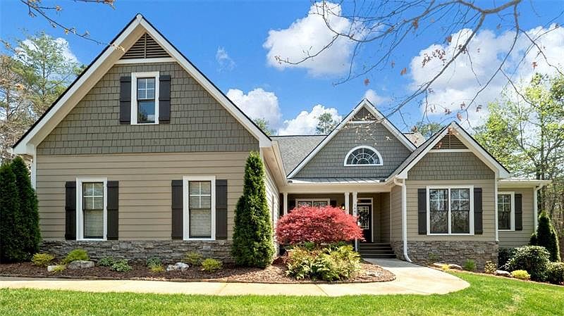 1st image of 164 Fern Park Ln