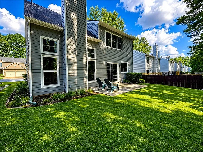 535 Arncliffe Ct — Photo 23