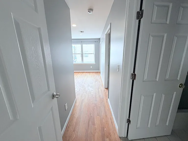 181 Camden St #2 — Photo 18