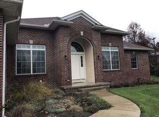 908 Amber Cir, Indiana, PA 15701