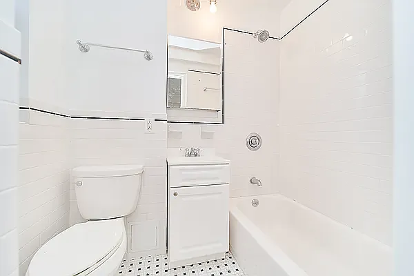 Rented by Living New York | media 11