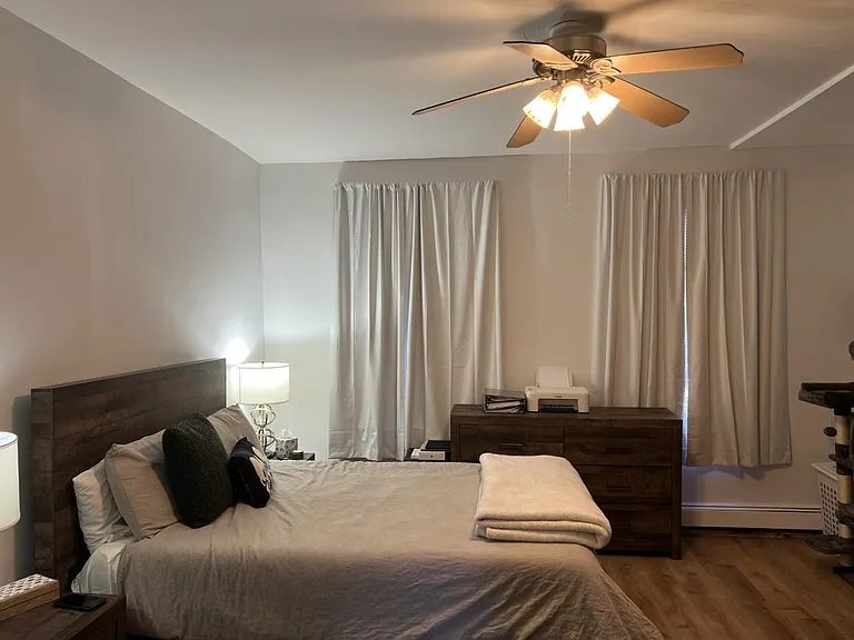 26 Elizabeth St #1 — Photo 10