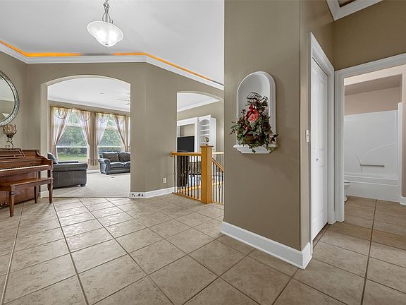 4th image of 8401 Santa Maria Dr SW
