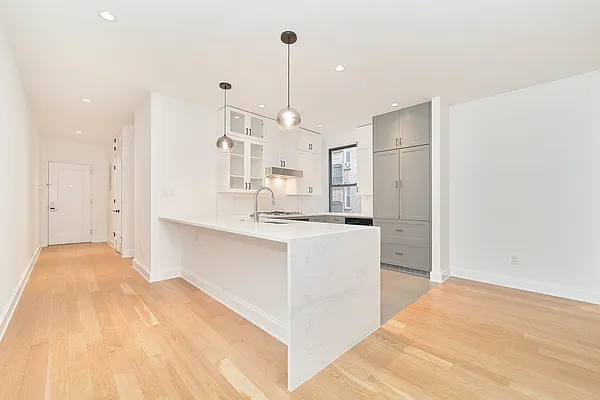 Rented by Living New York | media 5