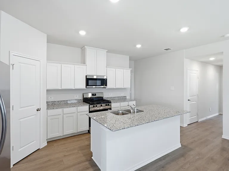 750 Orchid Way — Photo 5