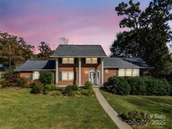 101 Bent Creek Ranch Rd, Asheville, NC 28806