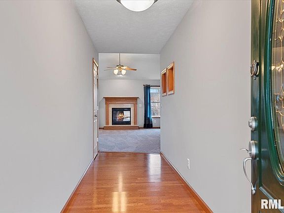 2nd image of 1127 White Birch Dr