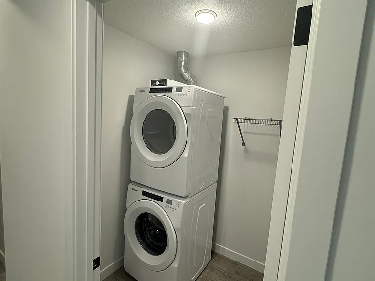 3932 University Ave NW #419 — Photo 5