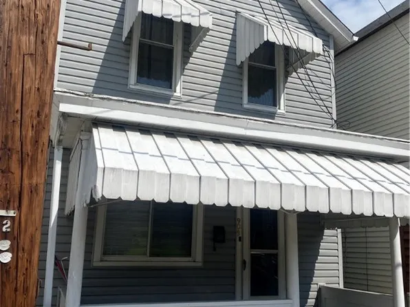 908 Fallowfield Ave, Charleroi, PA 15022