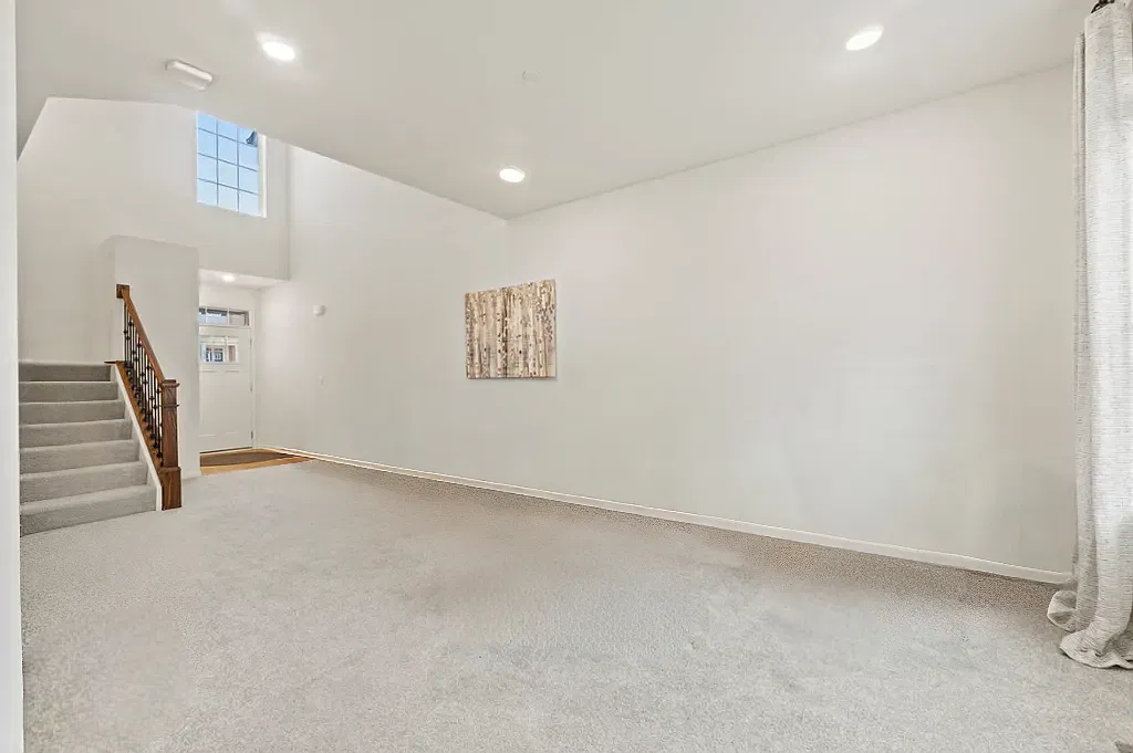 2 bed, 2.5 bath, 1481 sqft, $2,900 — Photo 2