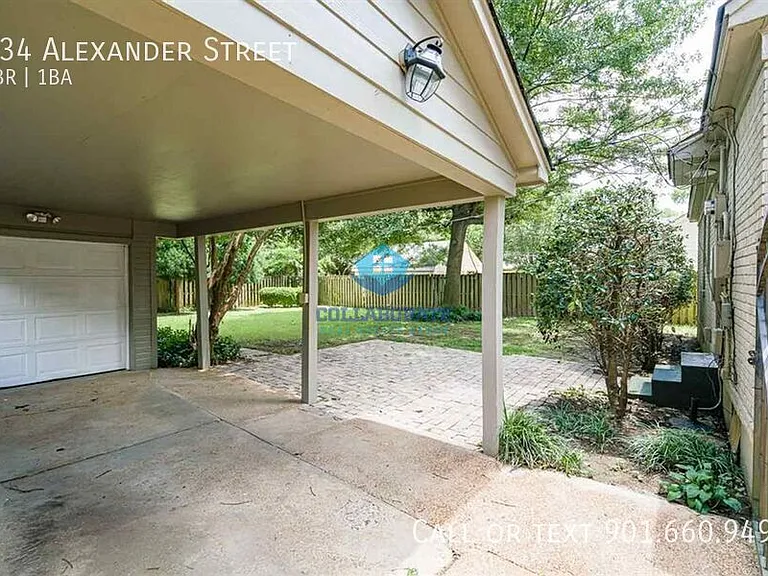 134 Alexander St — Photo 3