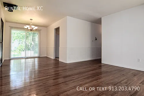 9010 W 101st St — Photo 9