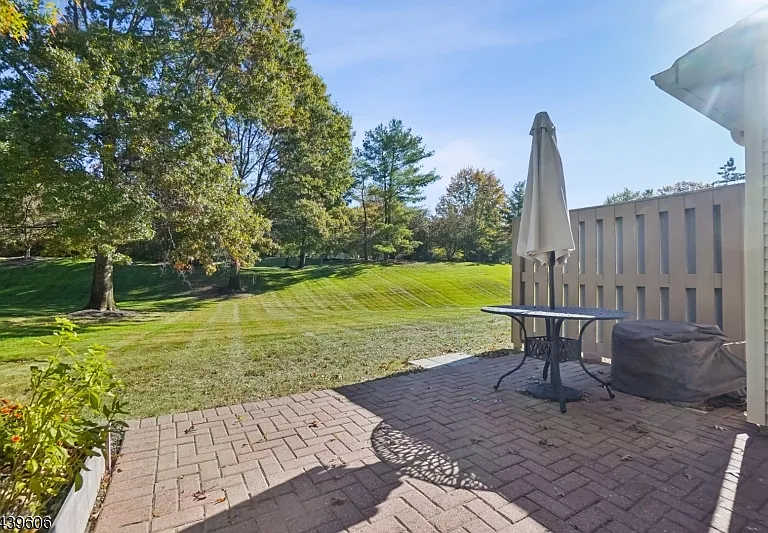 96 Baldwin Ct — Photo 14