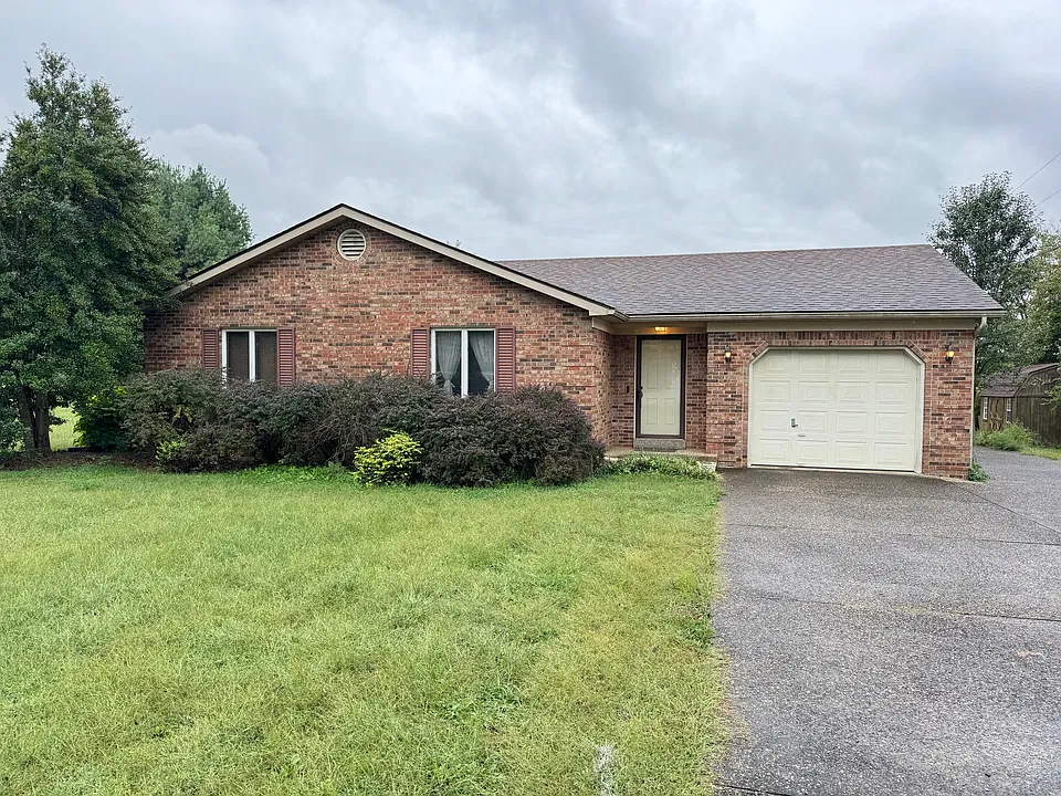 3916 Lynn Ct