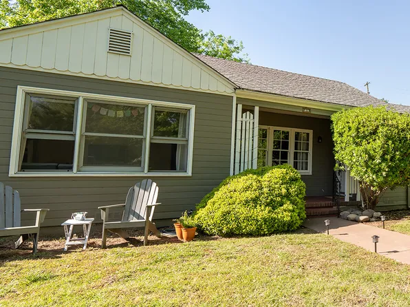 570 E 3rd St APT A, Chico, CA 95928