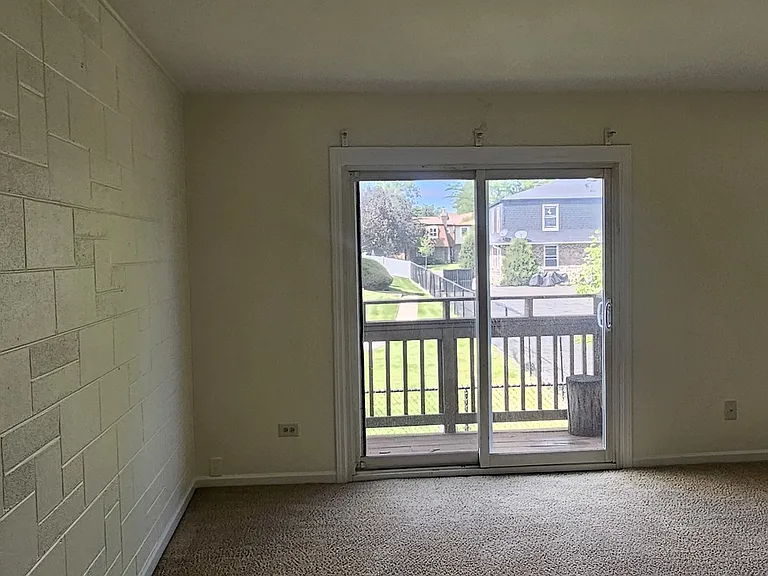 833 Village Quarter Rd #A3 — Photo 3