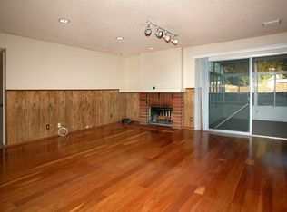 2134 Bigelow Ave, Simi Valley, CA 93065