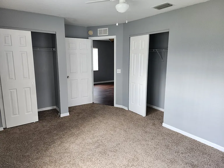3254 Conine Dr W — Photo 8