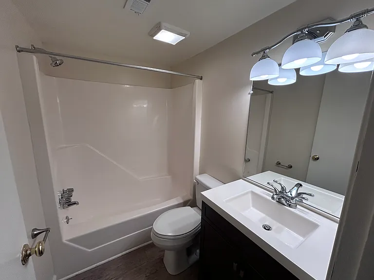 Forestbrook Apartments — Photo 22