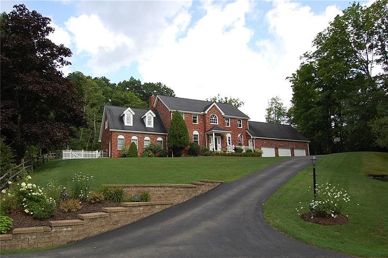 1st image of 109 Saint Clair Cir