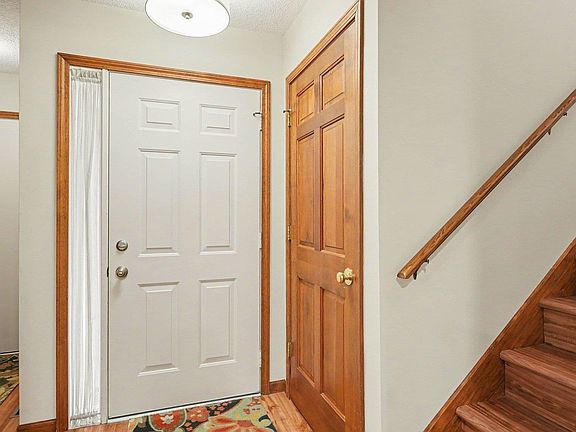 4th image of 1405 Pheasant Ridge Dr