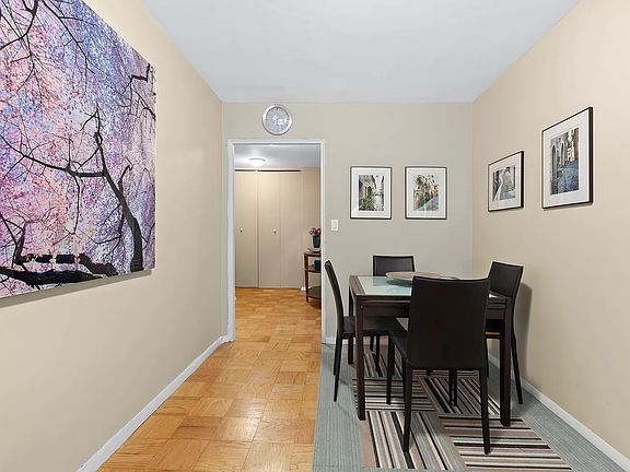 5th image of 165 W 66th St APT 14J