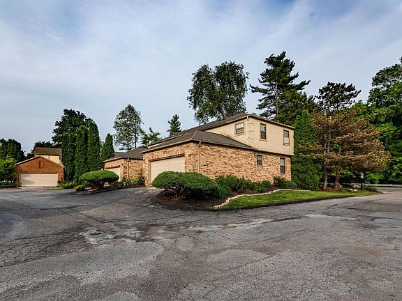 3-5800WendcliffDr--4