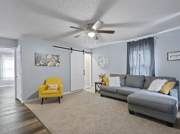200 S Robbins Ct, Richmond, KY 40475