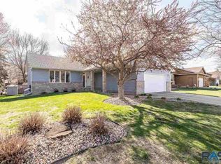 4708 S Nathan Ave, Sioux Falls, SD 57103