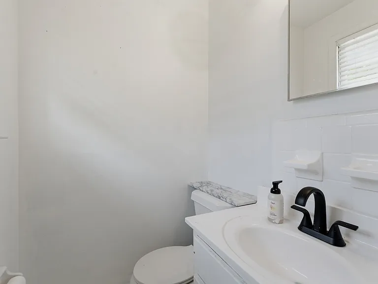 450 Sanders Ferry Rd — Photo 14