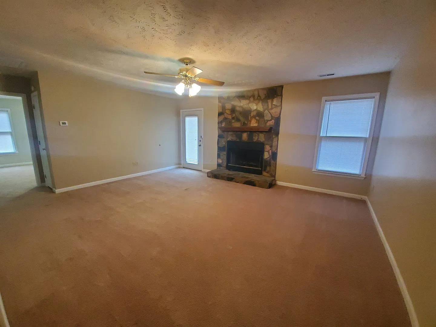 909 Benevente Loop ~ Montibello — Photo 2