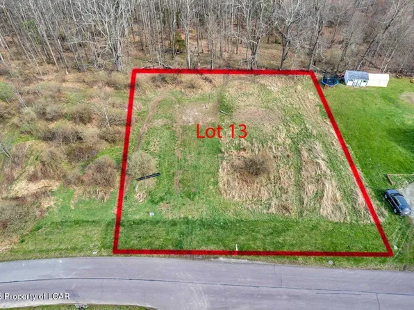 13 Walnut Ridge Dr, Mehoopany, PA 18629