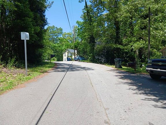 5th image of 4440 Joseph Dr