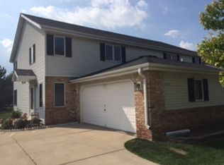 2024 Mount Vernon Dr, Waukesha, WI 53186