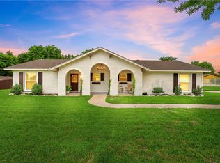 212 N Old Temple Rd, Hewitt, TX 76643