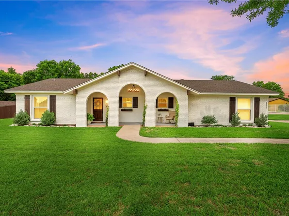 212 N Old Temple Rd, Hewitt, TX 76643