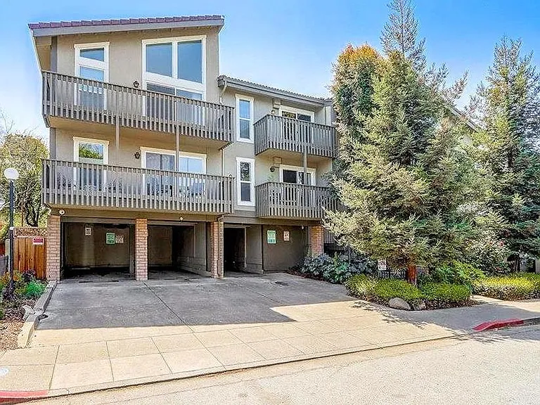 480 E Okeefe St #313 — Photo 1
