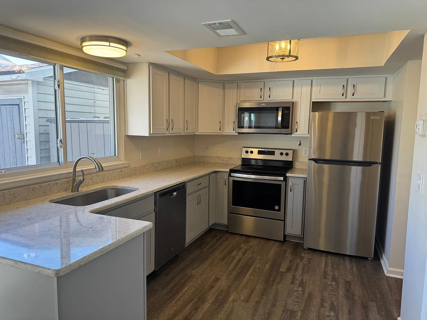 3BR Townhome in Nashville — Photo 3