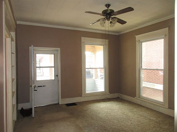 5th image of 708 N 8th St