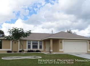 909 SE 31st Ln, Cape Coral, FL 33904