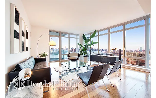 Rented by Douglas Elliman | media 15