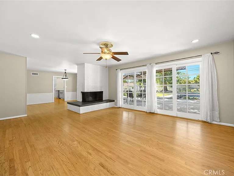 117 Catherine Park Dr — Photo 7