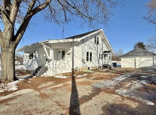 1614 North Washington Street, Janesville, WI 53548