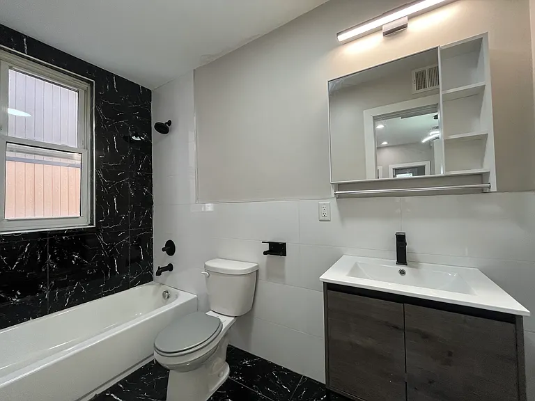 484 Kennedy Blvd #2R — Photo 3